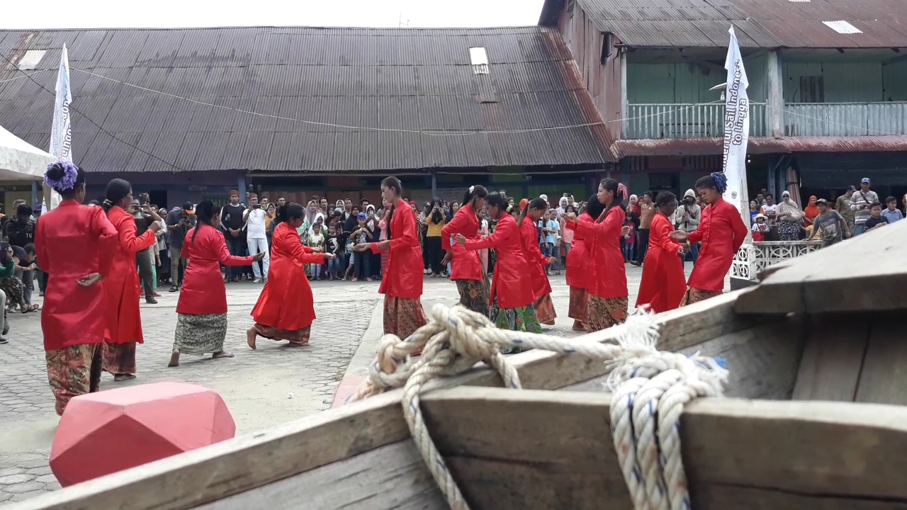 Tari Merawai, Tarian Orang Suku Laut